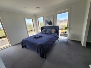 5 bedroom luxurious house in Marsden Park - Schofields - 3