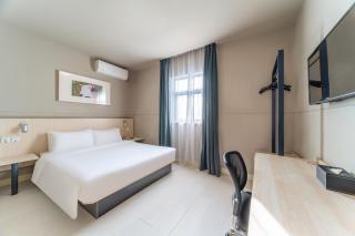 Maixinge Hotel - shuttle bus to Shanghai Pudong International Airport - 1