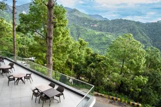 The Golden Sunrise Hotel - 0