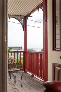 Mersey River Cottage ( cir 1888) Central location with Amazing Ocean and Habour Views. - 3