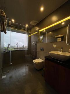 Misty Courtyard Resort - Chinnakanal - 1