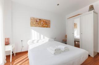 ApartEasy - Private Terrace, 3-Bedroom Apartment - Barcelone - 3