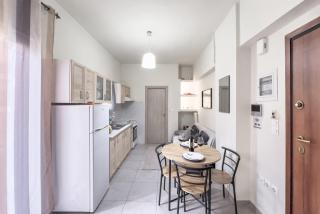 Cozy Cityscape Apartment in Athens - 4