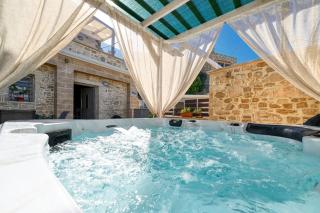 Petros Luxury Traditional House - Villa - 9