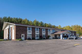 Travelodge by Wyndham Merrill - 8