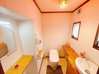 団体歓迎ジョイサウンドカラオケ付き北軽井沢超大型貸別荘7寝室5浴室20人泊まれる - 2