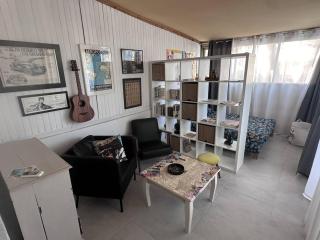 Appartement T2 rénové avec clim, proche mer, 2 km du centre, WiFi fibre, tennis et animaux acceptés - FR-1-768-49 - Les Issambres - 5