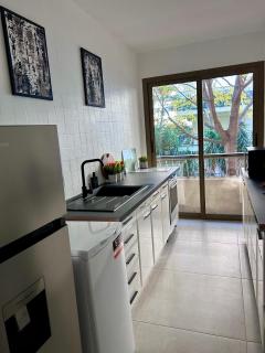 Residences Fleuries - behind Cannes Croisette Bvd - Cannes - 8