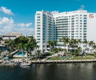Waterview Condo- Spacious 2 bedroom - Central - Steps to Beach - Fort Lauderdale - 0