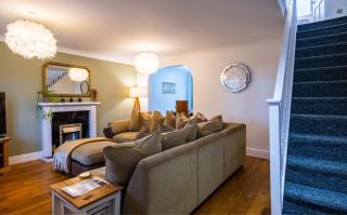 Beautiful House in South Cambridge, 14-Min Drive to the City Centre, Free Parking, No Sofabeds, Sleeps 6 - Cambridge - 3
