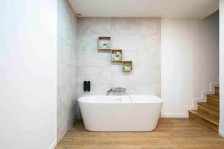 Appartement jacuzzi hammam - 2