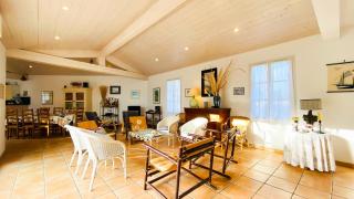 Maison familiale en plein cœur de la Couarde sur Mer - La Couarde-sur-Mer - 4