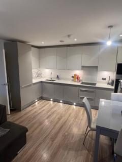 Belfast Luxury Two Bedroom Apartment - Belfast - 8