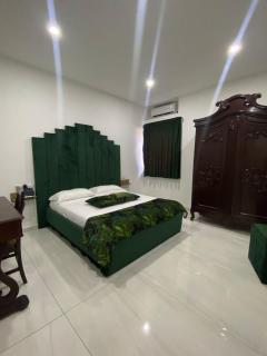 Luxury Resort - Licola - 6