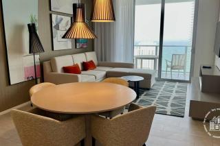 Luxury apartment with endless ocean views -Daily resort fee and parking not included- - Hollywood - 4