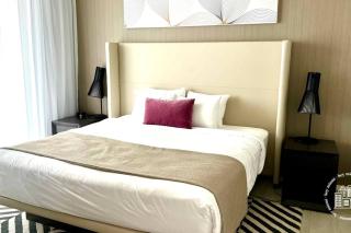 Luxury apartment with endless ocean views -Daily resort fee and parking not included- - Hollywood - 1