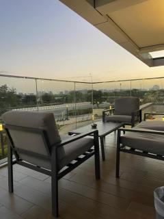 Modern 1 Bedroom Apartment Yas island with private beach - 7