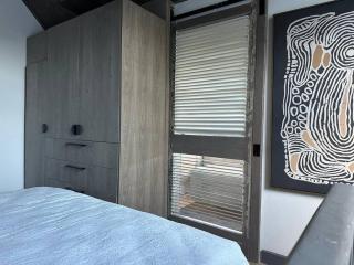 Lemon House Modern duplex by UCT - 1