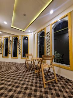 PYRAMID LODGE - 2
