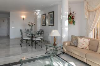 3 Bedrooms & Terrace, swimming pool - Portón 7 - Sitio de Calahonda - 5