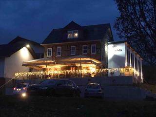 Ferienwohnung am Jenneberg mit KölnBonn- Ausblick - Bornheim - 4