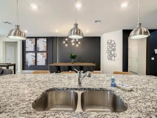 WI3525LD - 8 Beds - 6 Baths - Private Pool and Spa - Davenport - 2