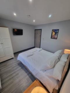 Sussex apartments 26A - 2