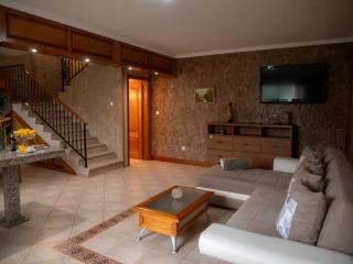 The House of Passos - 1