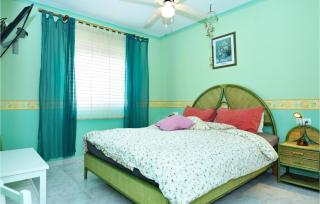 Stunning Home In Pulpí - 5