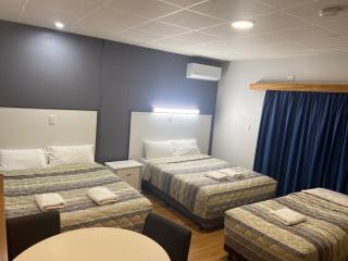 Tollgate Motel - 6
