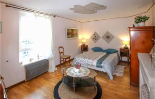 Lovely Home In Sauzet With Kitchen - Sauzet - 3
