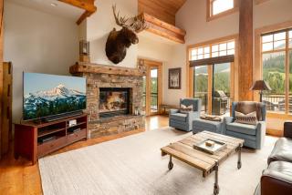 Penthouse 3 by Moonlight Basin Lodging - Big Sky - 0