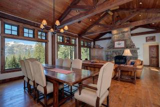 Four-Bedroom House - Big Sky - 4