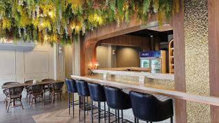 Montree Phuket Hotel - 3