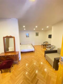 K&N Apartament - Tbilisi - 6