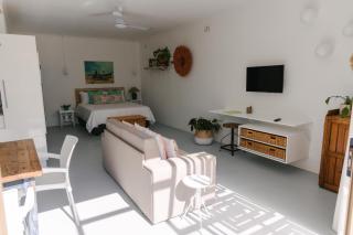 McLeod's & Stuart's Cottage - Somerset West - 8