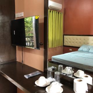 Alona Princess Suites - 1