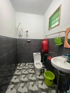 Nipah Medium Roomstay Parit Buntar - 1