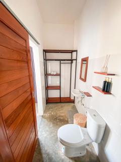 Turtle House Surf & Stay - Airsatang - 4