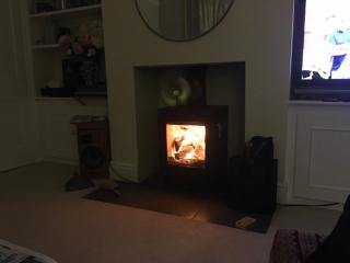 Cool and tranquil double bedroom en-suite with cosy private lounge and separate entrance - Henley-on-Thames - 1