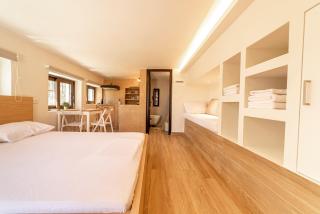 Angela's Guest House by AegianKazarte - 1