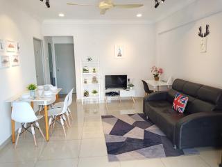 Georgetown, Up to 6 Pax, 3 Bedrooms, 1 Car Park by Star Home - Jelutong - 9