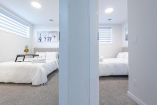 Stylish Getaway 2BD Basement by YMCA and South Health Campus Hospital - 4