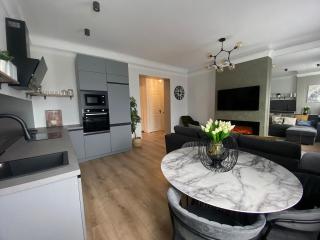 Mirror Apartments - 5