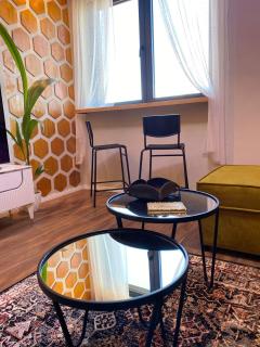 Sara yellow apartment - Tirana - 9