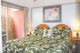 Retro Oasis Hawaiian King Apartment condo - Honolulu - 6