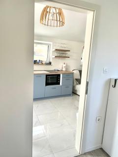 Novo uređeni apartman sa velikom terasom - Vis - 6