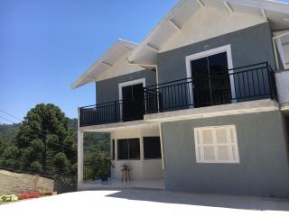 Casa com Vista Deslumbrante - Campos do Jordão - 4