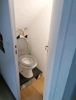 Beau studio très calme, 5' du centre à l'interieur d'une maison - Amiens - 2