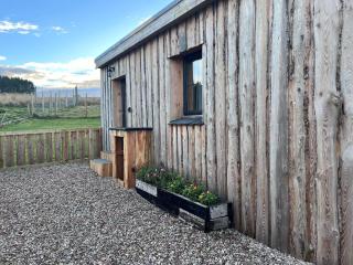Willow Straw Bale Cabin - - 0